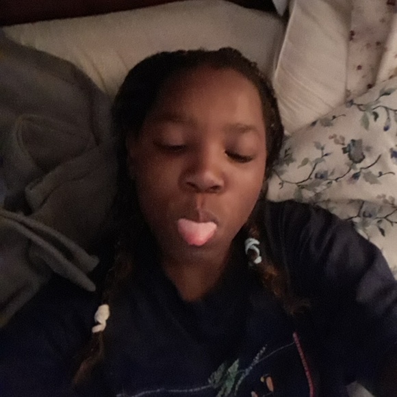 Meet your Posher, Moriah - Picture 2 of 5